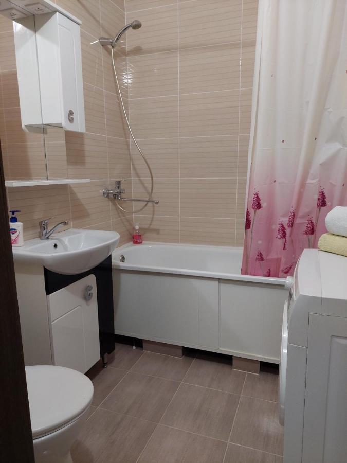 Новобудова Центр Apartment Lutsʼk Екстериор снимка