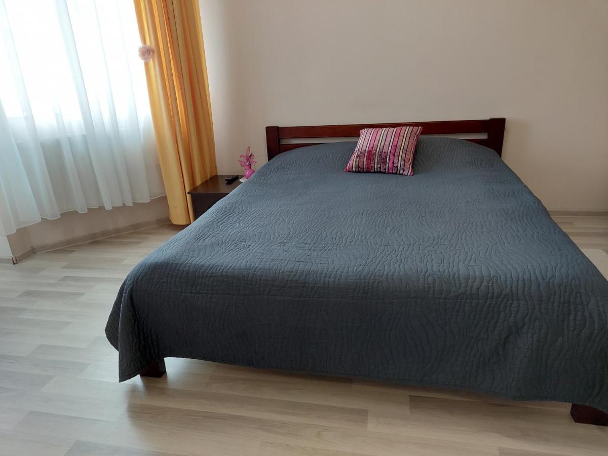 Новобудова Центр Apartment Lutsʼk Екстериор снимка